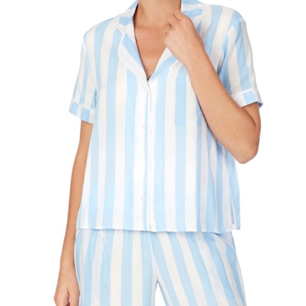 NWOT SHADY LADY SHORT SLEEVE PAJAMA/ LOUNGE TOP BLUE/WHITE STRIPES SIZE LARGE - Picture 2 of 16